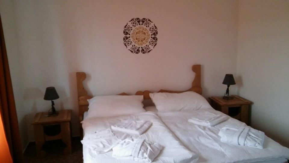 Szabolcs Vezer Panzio Bed and Breakfast Exteriör bild